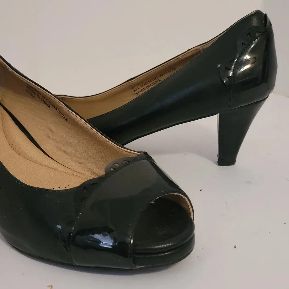 9.5 9 1/2 Comfortview Patent Leather Trim Peep Toe Heels‎ Pump 9.5M Black